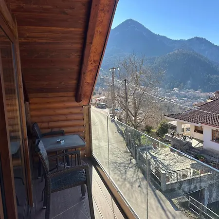 4 Mountain Hills * Mega Chorio