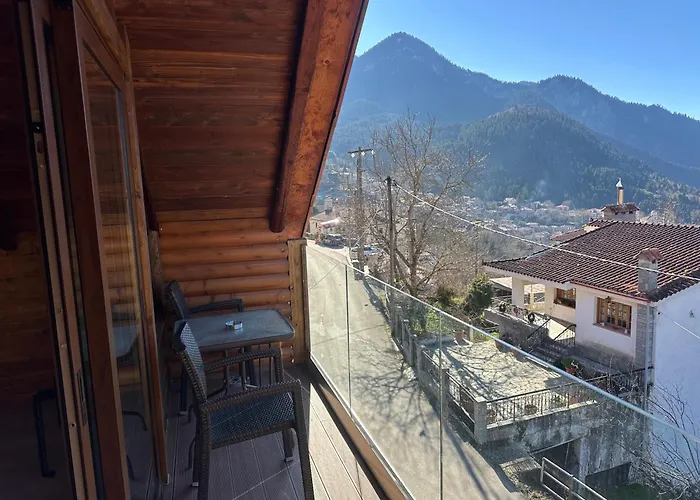 4 Mountain Hills * Mega Chorio